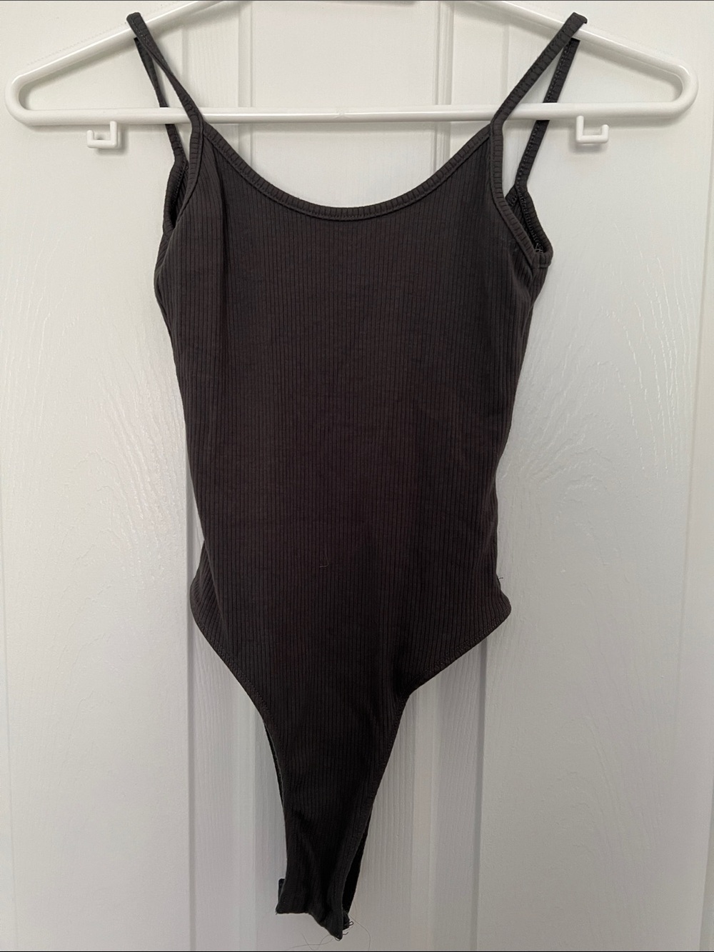 SHEIN Black Ribbed Spaghetti Strap Bodysuit